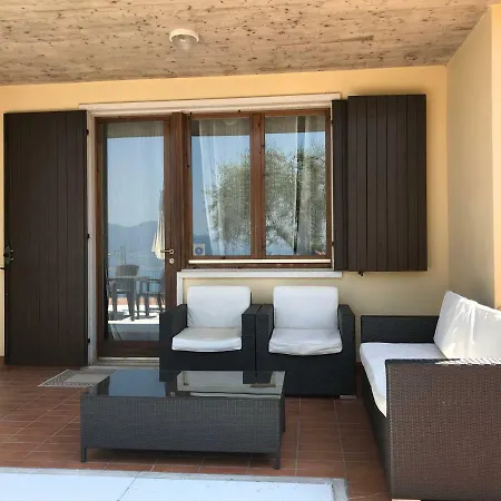 Di Garda Albisano Apartment