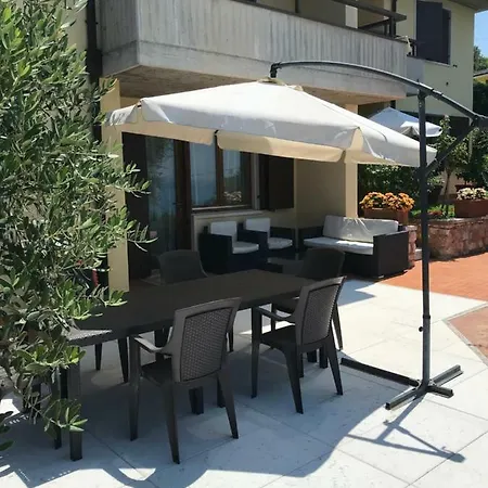 Di Garda Albisano Apartment Torri Del Benaco