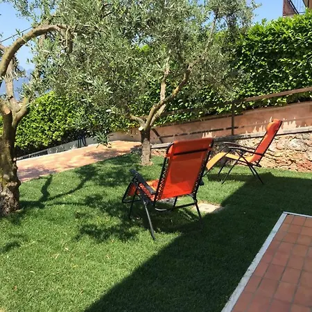 Apartment Di Garda Albisano Torri Del Benaco