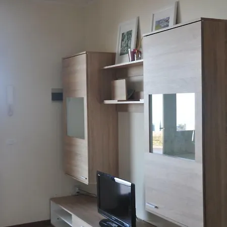Di Garda Albisano Apartmán *
